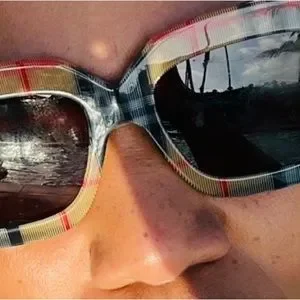 Elevate your style with Womens Burberry Myrtle\'s exquisite sHades! Accessories | Elevate Your Style With Womens Burberry  main image 4